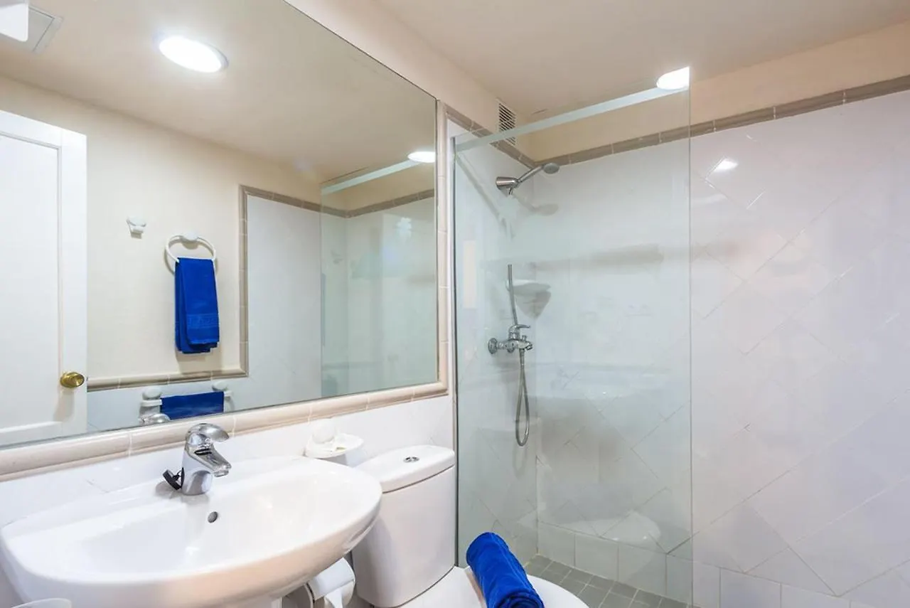 Family Apartment With Pool View - Oasis Duna Resort Corralejo Spain