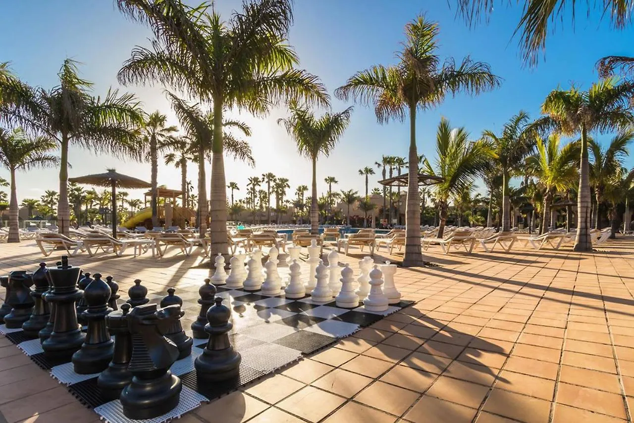 Family Apartment With Pool View - Oasis Duna Resort Corralejo Holiday home